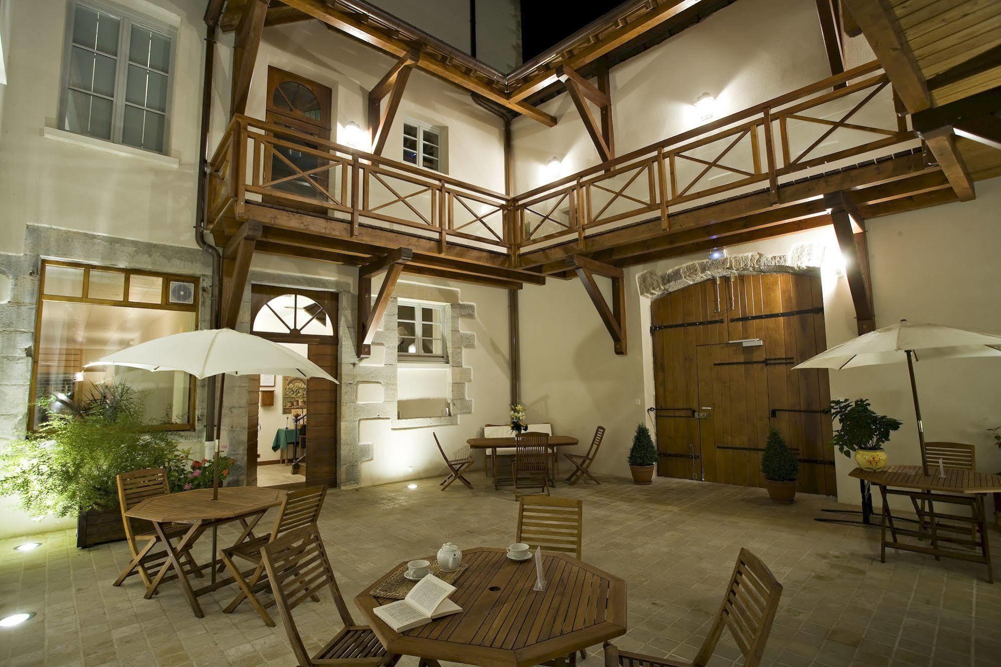 Logis Hotel Des Deux Forts Salins-les-Bains Buitenkant foto