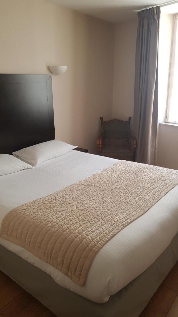 Logis Hotel Des Deux Forts Salins-les-Bains Buitenkant foto