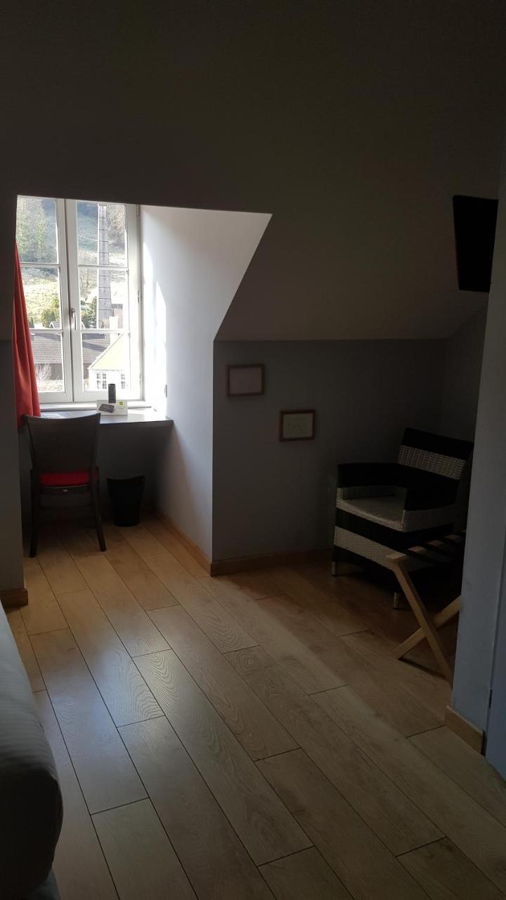 Logis Hotel Des Deux Forts Salins-les-Bains Buitenkant foto
