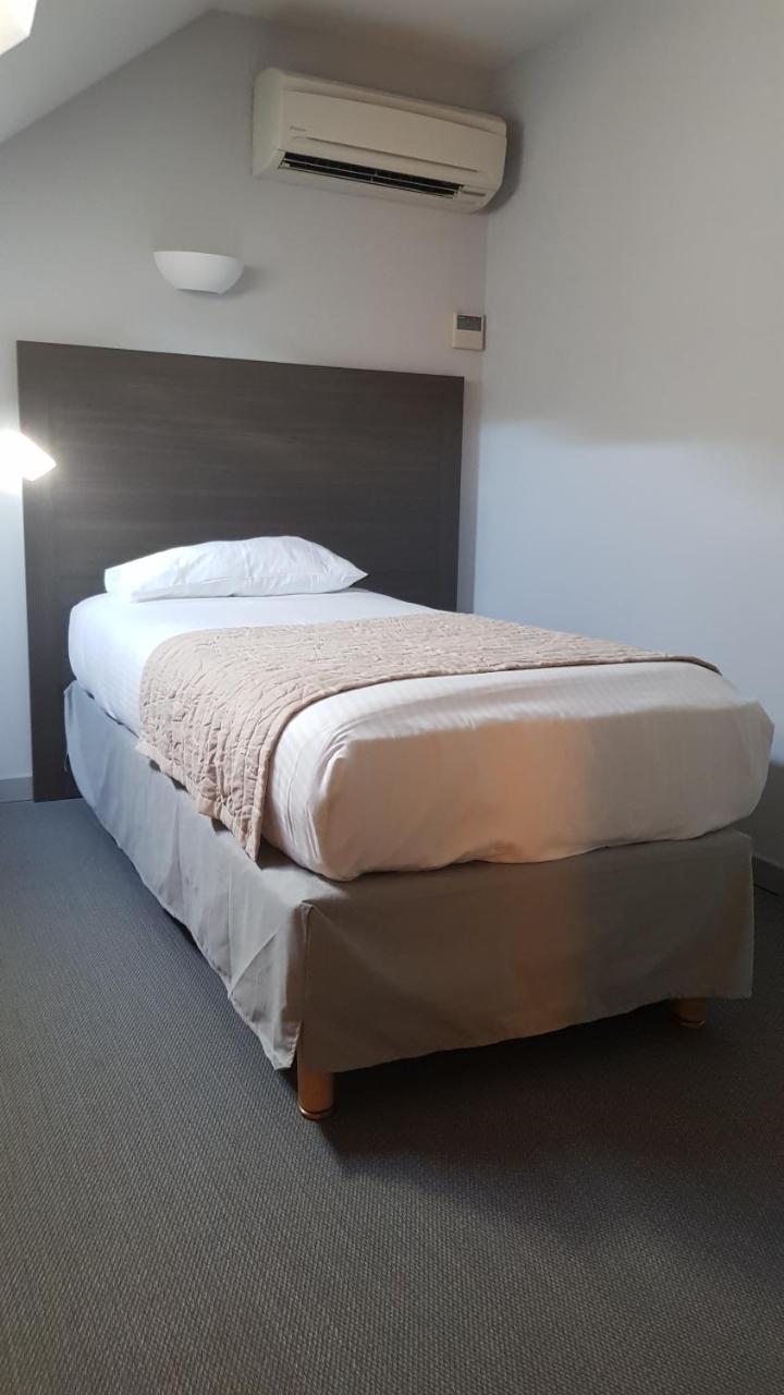 Logis Hotel Des Deux Forts Salins-les-Bains Buitenkant foto